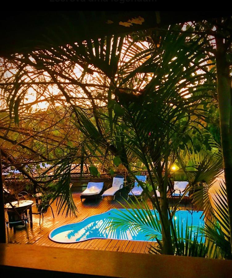 Pousada Aloha Beach House Praia do Rosa Exteriör bild
